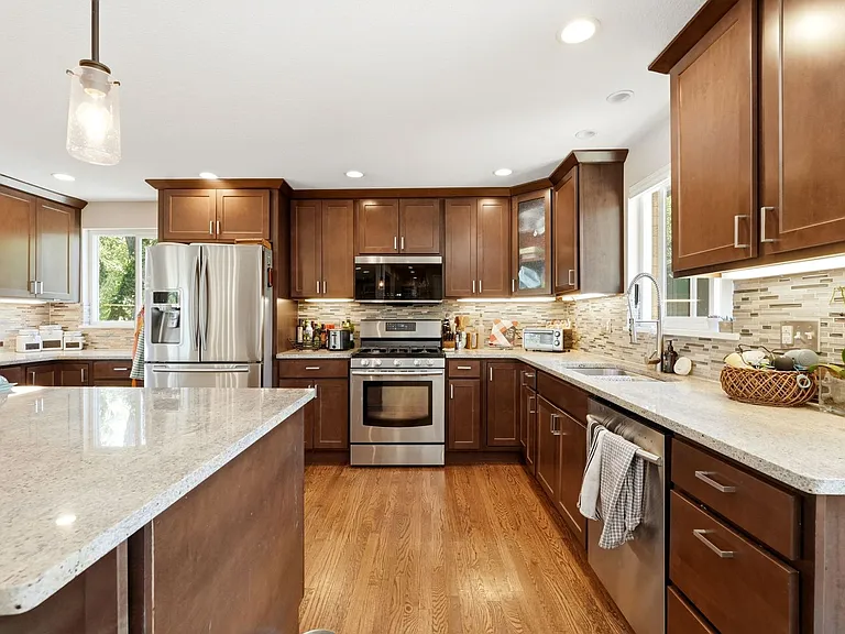 10235 W 33rd Ave — Photo 6