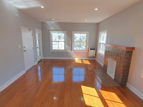2nd image of 175 Bimini Pl APT E