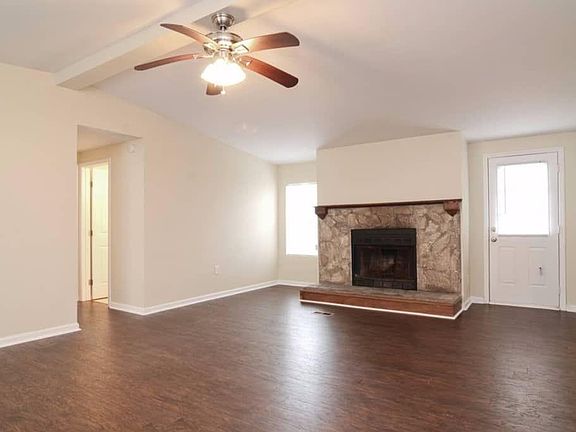 4th image of 3 Cottonwood Cir