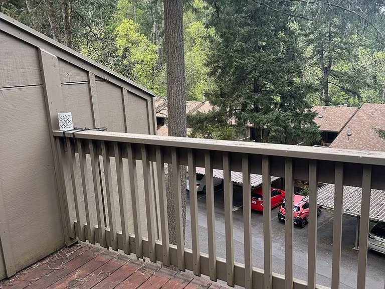 405 Stonewood Dr — Photo 7
