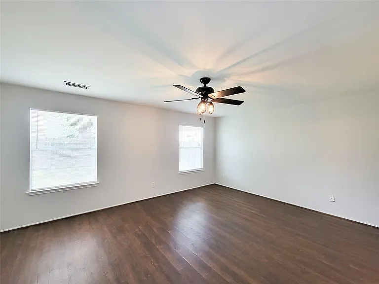 19726 Lindenfield Ct — Photo 28