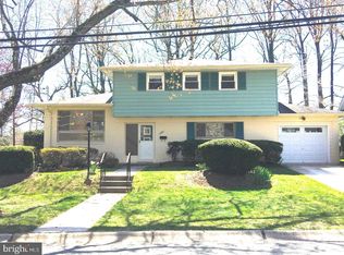 6300 Maiden Ln, Bethesda, MD 20817