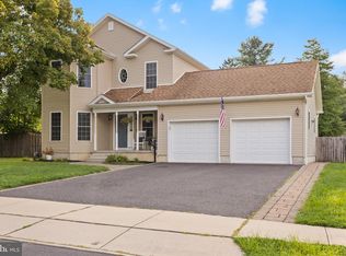5 Sunset Blvd, Hamilton, NJ 08690