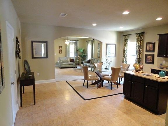 4th image of 2441 Redford Dr