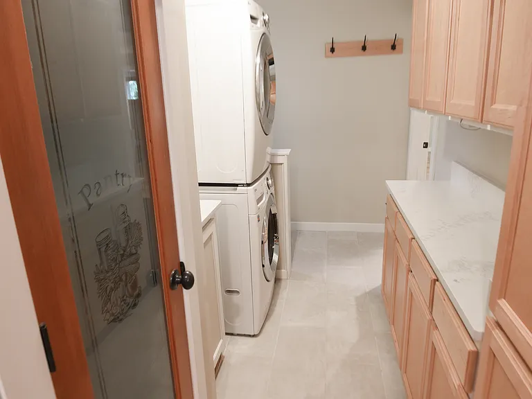 1003 N Marshall St — Photo 18