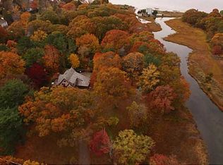 449 Washington Rd, Barrington, RI 02806