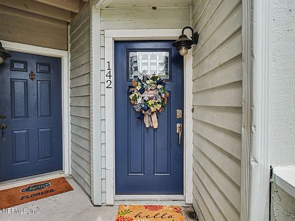 2nd image of 142 GOVERNOR Street #110
