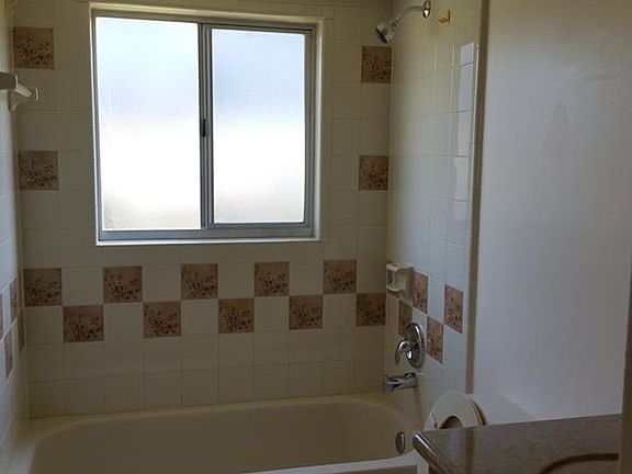 4th image of 7616 Lake Gandy Cir