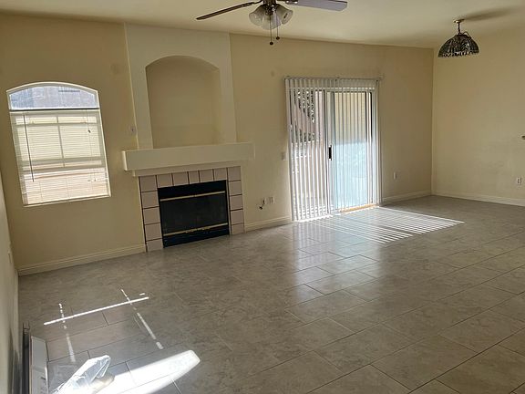 3rd image of 5415 W Harmon Ave Unit 1059