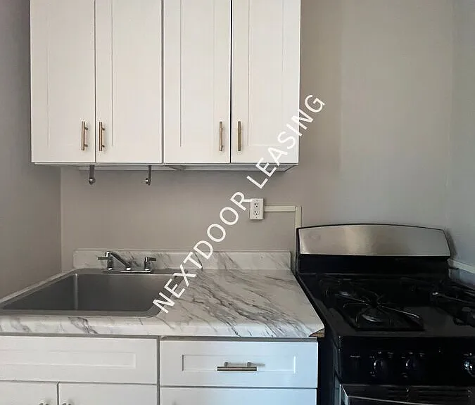 104 Belmont Ave #4CM — Photo 4