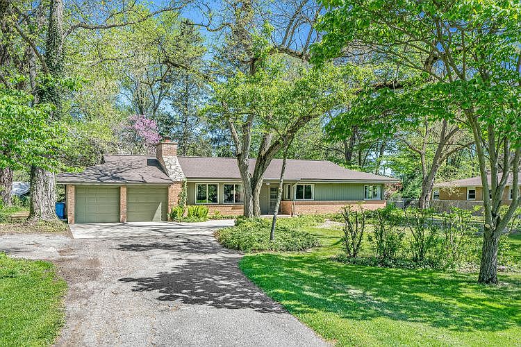 1st image of 1423 Park Ln