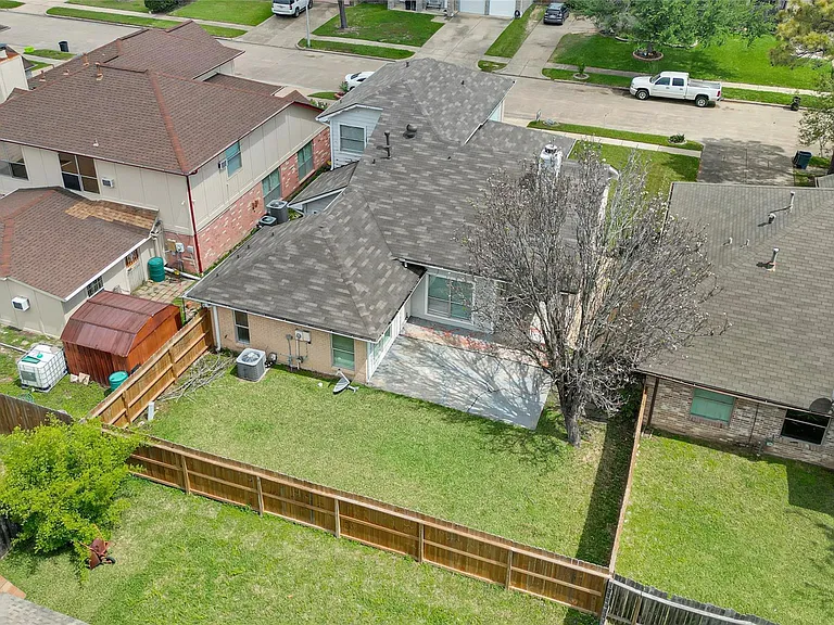 12322 Meadow Ridge Dr — Photo 36