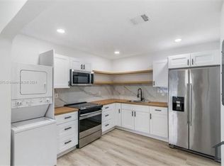 1120 NW 106th St #1, Miami, FL 33150