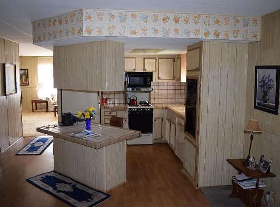 4th image of 1150 Ventura Blvd Spc 101