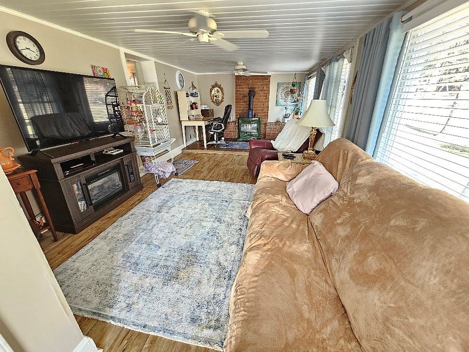 10th image of this home