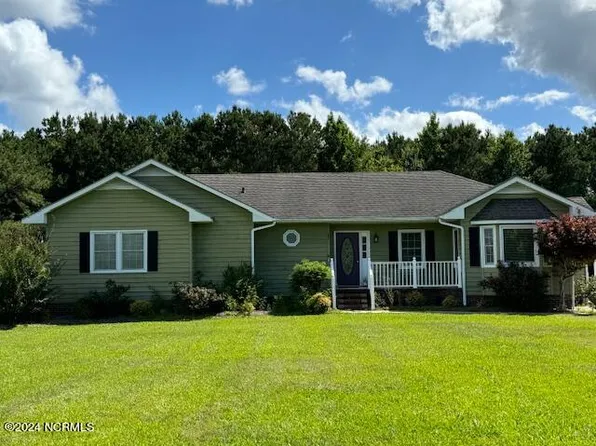 2121 Seed Tick Neck Road, Pinetown, NC 27865