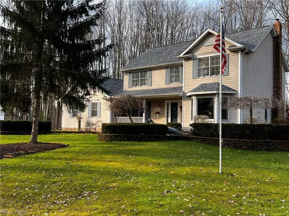 7310 Leroy Thompson Rd, Thompson, OH 44086