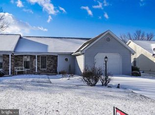 3484 Troon Dr, Chambersburg, PA