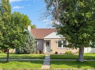 21 2nd Ave SW, Choteau, MT 59422