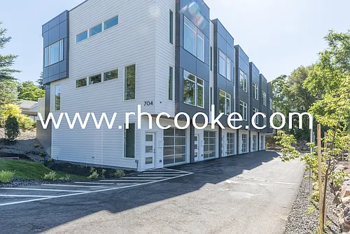 704 S Arthur St #6 Photo 1