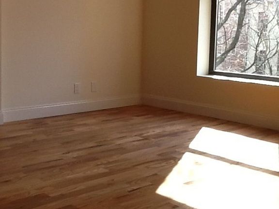2nd image of 118 W 127th St APT 4
