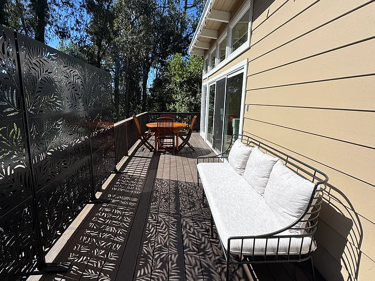 Saroni Dr — Photo 28