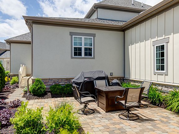 3rd image of 5766 Crighton Dr