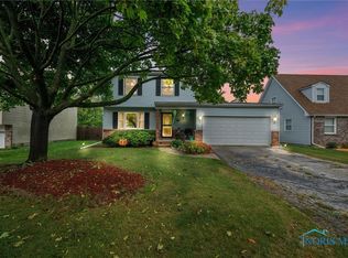 540 Indian Ridge Trl, Rossford, OH 43460
