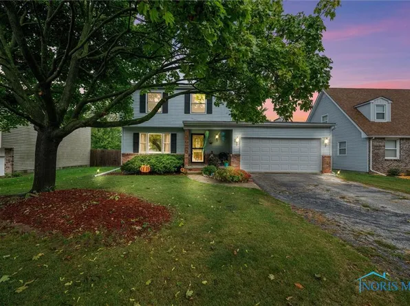 540 Indian Ridge Trl, Rossford, OH 43460