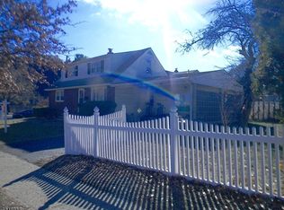 25 Furrey Pl, Paterson, NJ