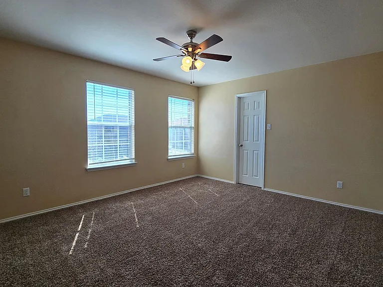 307 E Gemini Ln — Photo 25