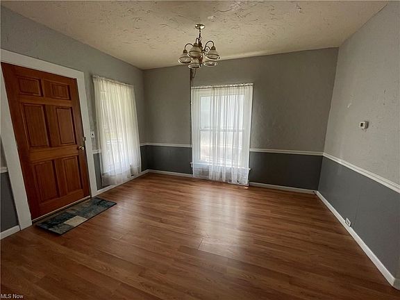 5th image of 250 Lee St