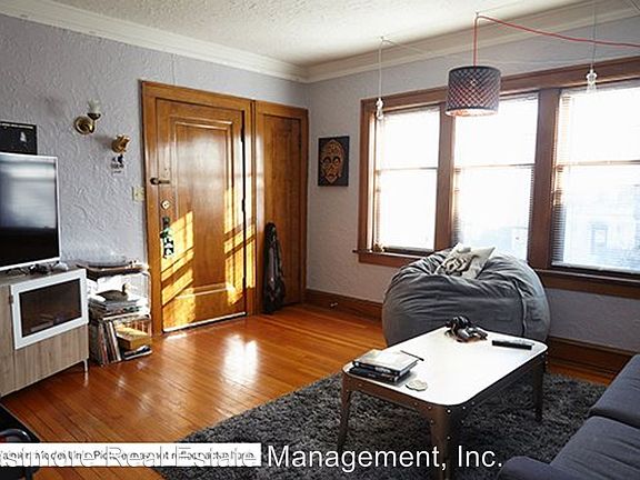 4th image of 1808 E Olive St APT 8