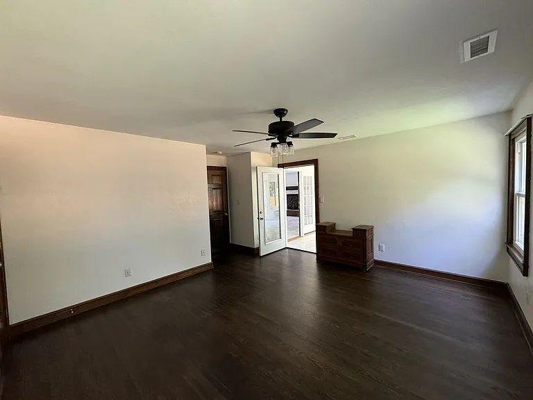 2112 Munden Point Rd — Photo 24