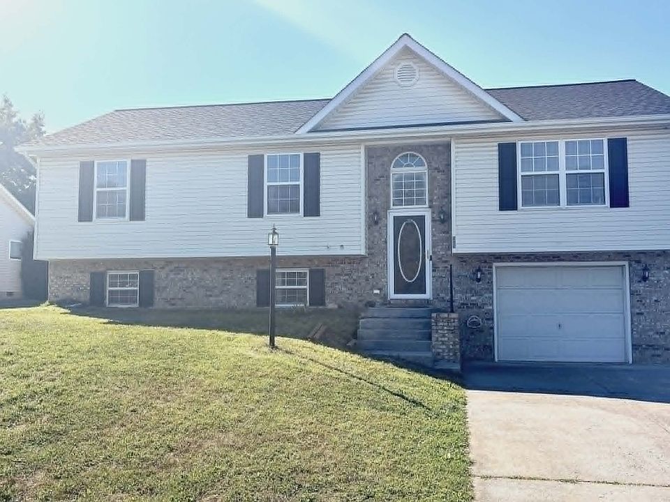1st image of 115 Churchill Dr