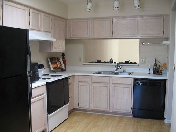 Light & bright kitchen