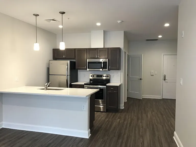 427 Washington Ave #4C — Photo 6