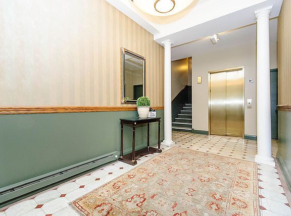 2nd image of 1510 N Dearborn Pkwy APT 203
