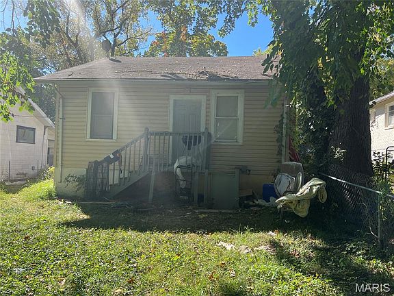 2nd image of 8015 Allen Ave