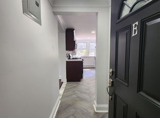 17 Fillmore Pl #2E, White Plains, NY 10606