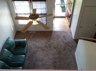 512 Meadowlark Ln, Manheim, PA 17545