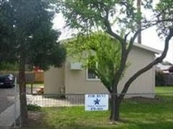 2414 E Willow St, Stockton, CA 95205