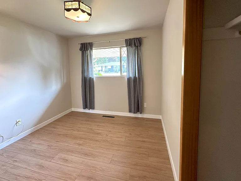 5616 Beverly Ln — Photo 10