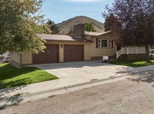 72 S 3rd Ave W, Lava Hot Springs, ID 83246