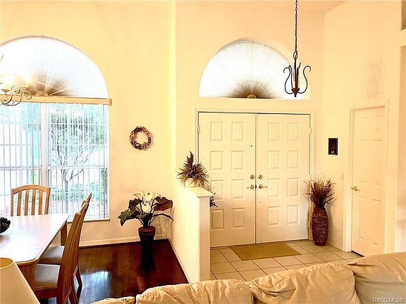 4th image of 649 E Epsom Ct