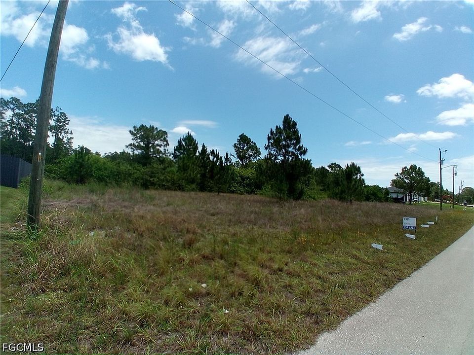 1st image of 1021 Winters St E