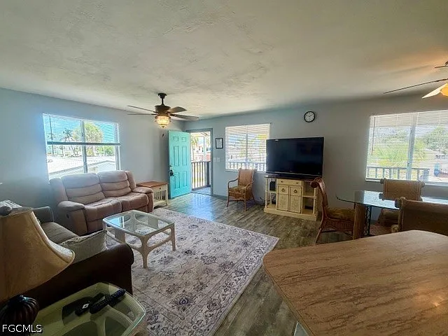 200 Mid Island Dr — Photo 6