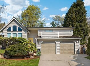 1850 211th Pl NE, Sammamish, WA 98074