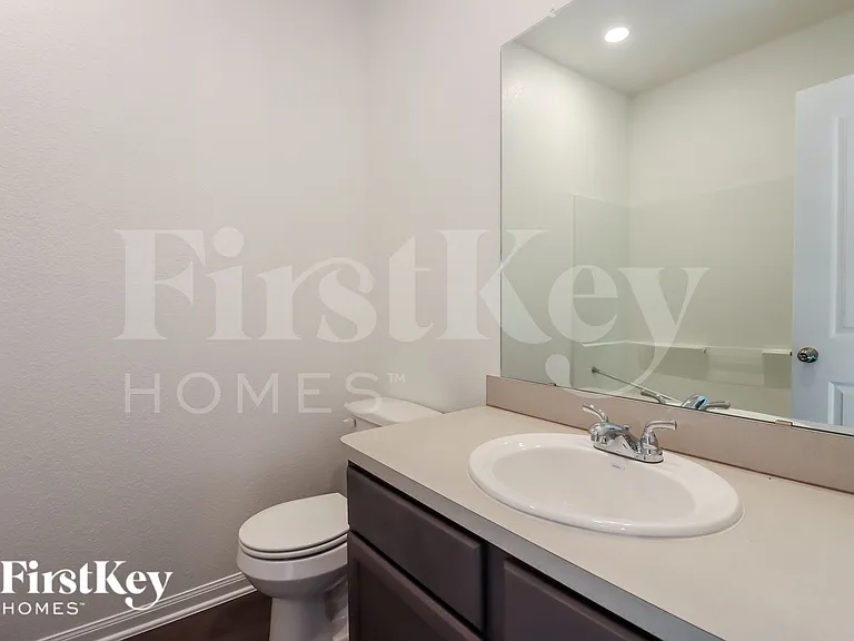 11032 Patriot Ct — Photo 13