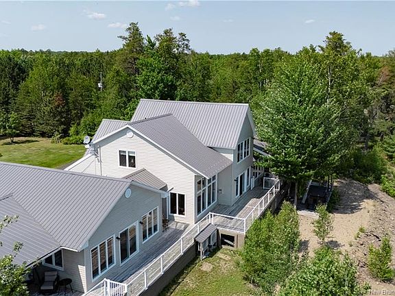 2nd image of 72 Cottage Rd